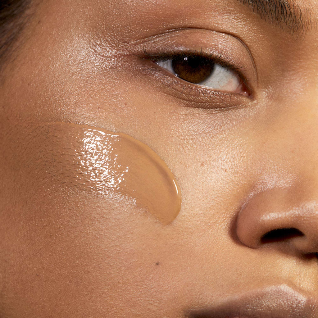MÁDARA Make-Up Foundation Semi-Matte Peptide Foundation