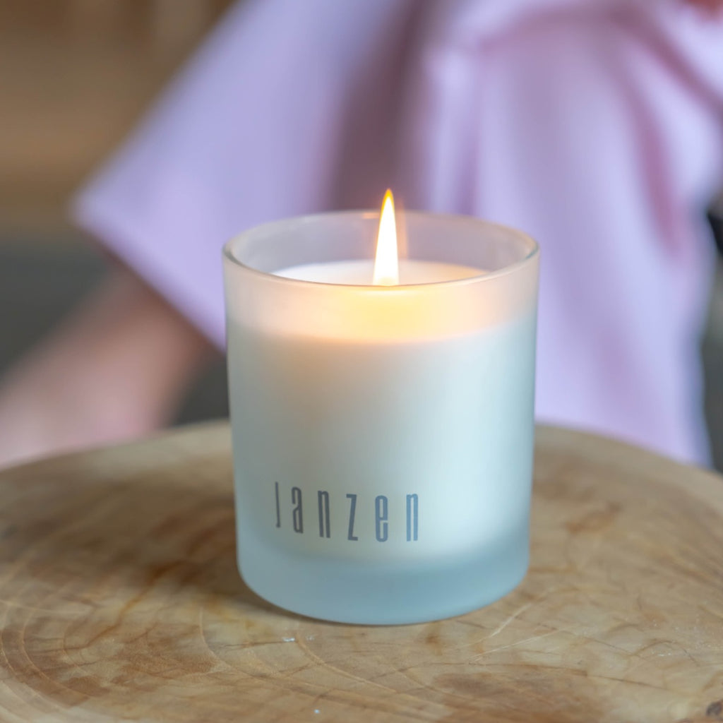 Janzen Fushsia 69 Scented Candle Geurkaars Jasmine & Ylang-ylang